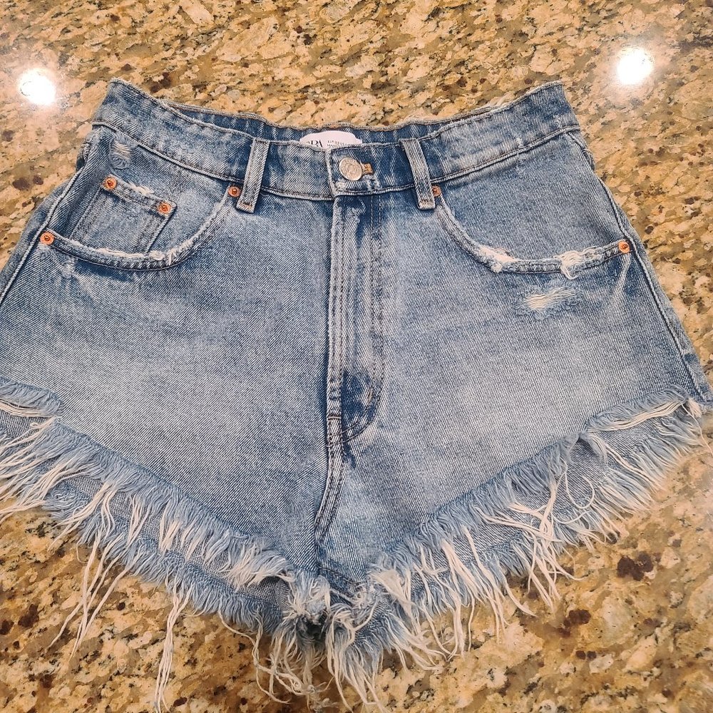 Zara cutoff shorts